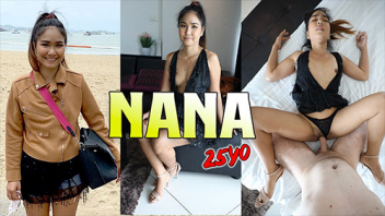 หนังXไทย JohntronX – Nana ฝรั่งใจงามกระตุ้นเศรษฐกิจเย็ดแลกเงิน เห็นน้องนานาผิวแทนหีดำโดนใจ เอาหน้าซุกแล้วเบิร์นหีแทนสารล่อลื่น แล้วค่อยแหย่หีท่าหมา จิกหัวเย็ดกระชากเต็มกำลัง