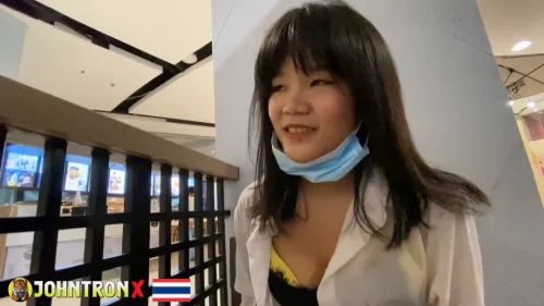 JohnTronX Emmy นัดเย็ดคาชุดตั้งกล้องคอนโดหรู สาวไทยนมสวยขี้เงี่ยน ฝรั่งควยใหญ่ซอยหีรัวครางเสียวลั่นห้อง เย็ดทุกท่าคู่เทพจัดเต็ม