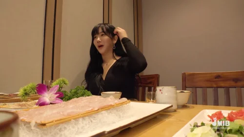 K-MIB หนังอาร์เกาหลีซับไทย Suzy สาวเซ็กซี่หุ่นแซ่บนมใหญ่แน่น แลกจูบกับแฟนก่อนเย็ดในห้องนอนโรแมนติก ลูบไล้ร้อนแรงซอยหีบ้าคลั่งครางเสียวก้องห้อง หุ่นแซ่บทุกท่าเสียวซ่านแตกในสุดเร้าใจ